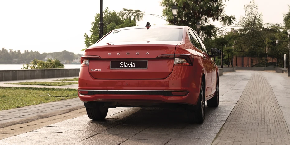 Skoda Slavia 2025 Price Cut by ₹45,000; Signature Variant Gets New Features