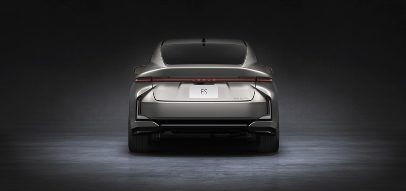 New Lexus ES Unveiled at Auto Shanghai 2025: All-New Luxury Sedan with Modern Design & Advanced Technology