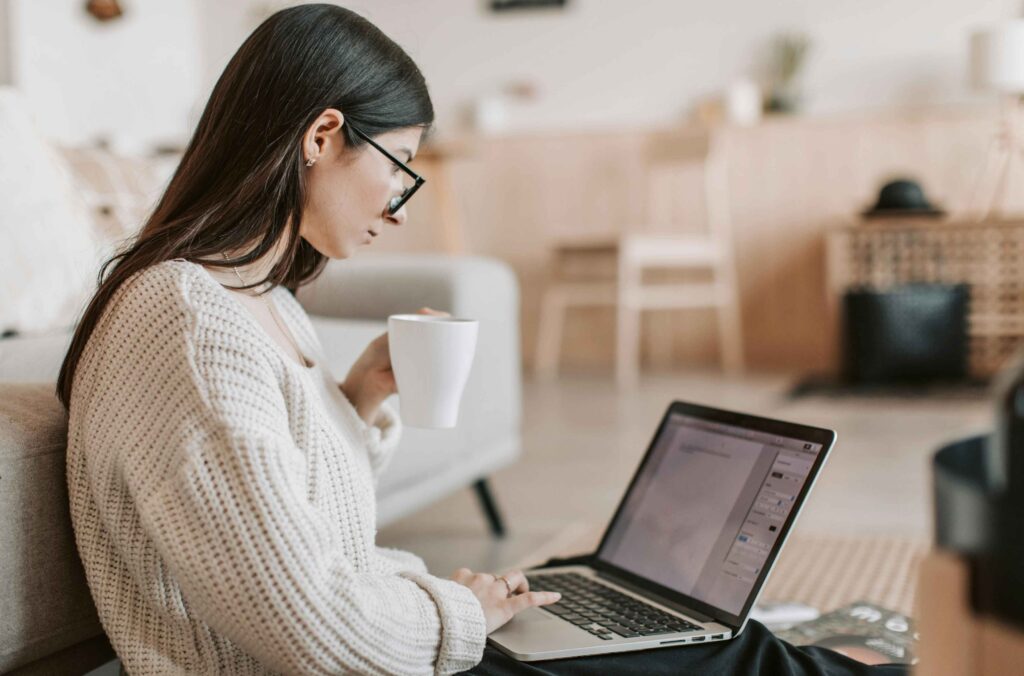 How to Become a Content Writer in 2025: A Complete Guide