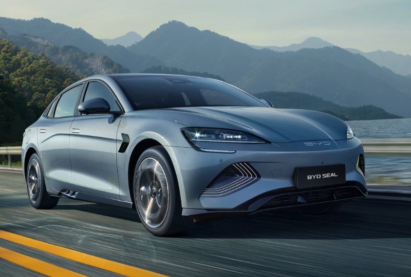 2025 BYD Seal Electric Sedan Launched at Rs. 41 Lakh