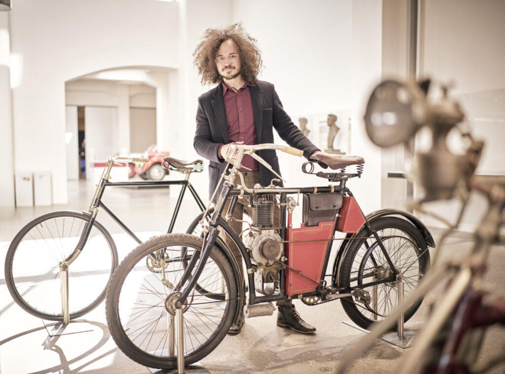 Škoda Slavia B Electric Bike Concept Breaks Cover