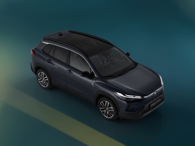 Toyota Corolla Cross 2026 Facelift Debuts With Hybrid Powertrain, GR Sport Variant & New Features