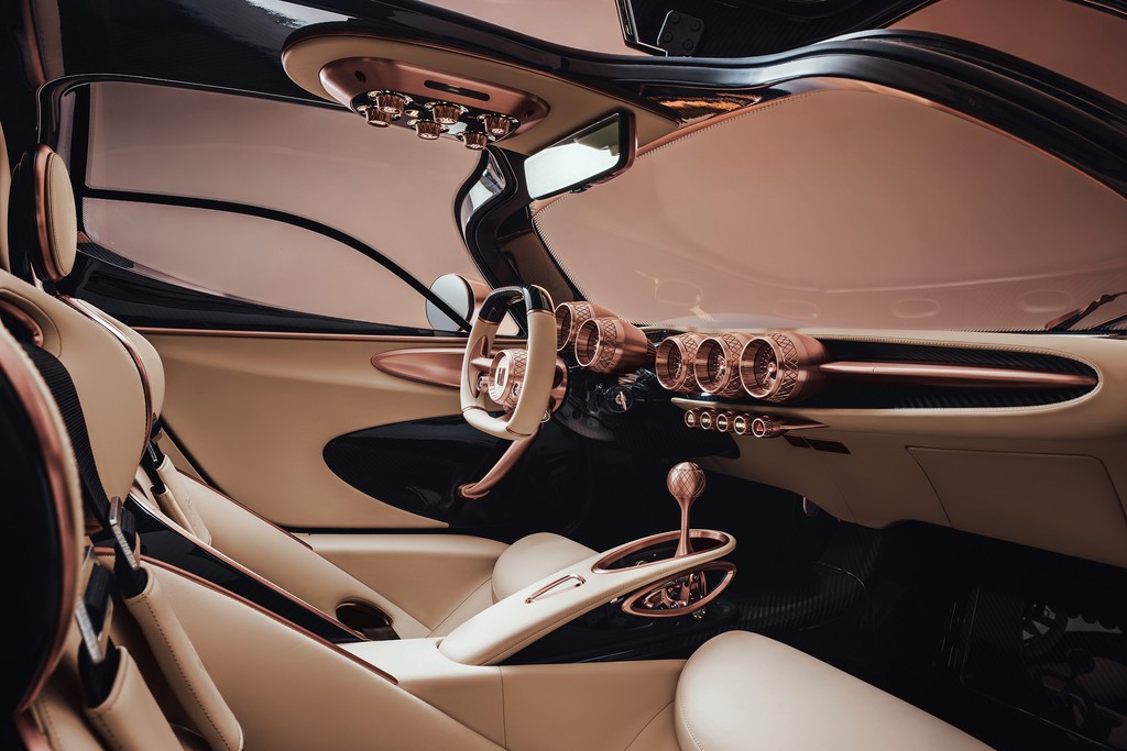 De Tomaso P72 Production Version Revealed — Retro-Inspired Supercar with 700 HP V8 Coming in 2025