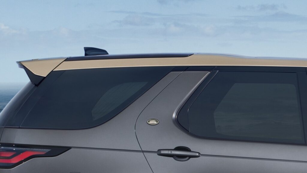 Land Rover Discovery Gets Two New Editions – Tempest and Gemini