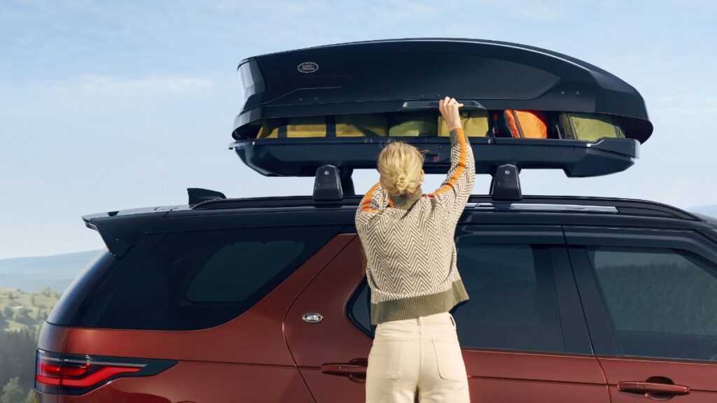 Land Rover Discovery Gets Two New Editions – Tempest and Gemini