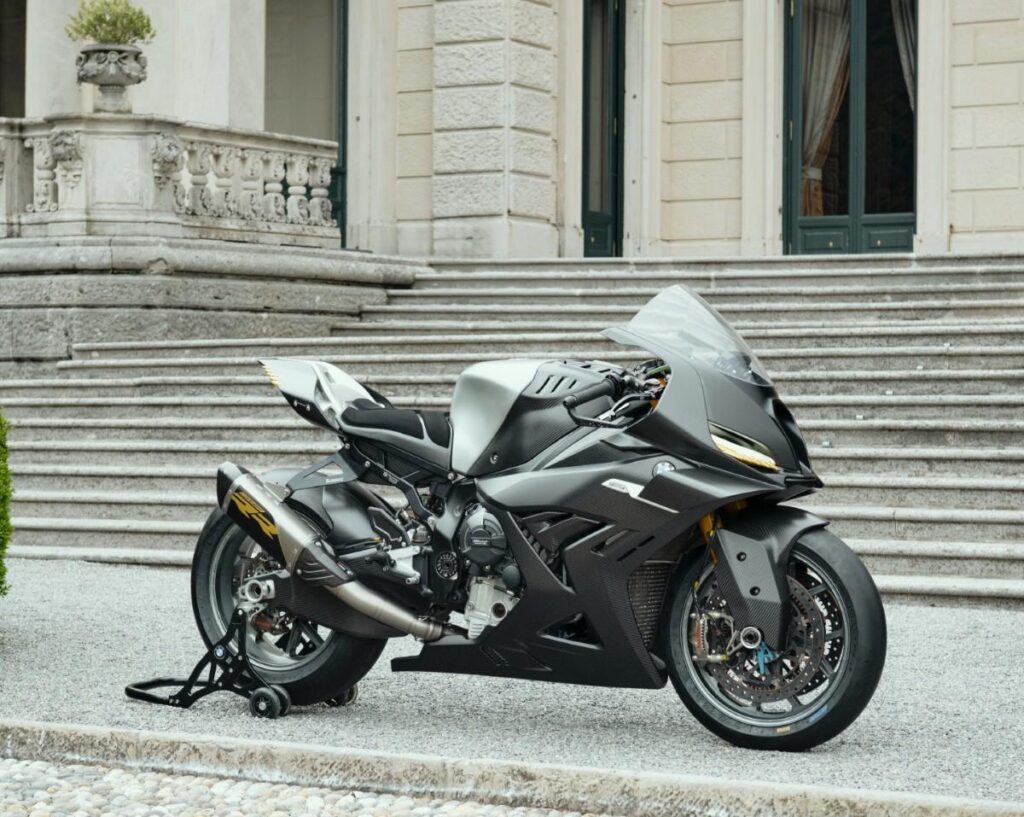 BMW Motorrad Concept RR Superbike Revealed at Villa d’Este