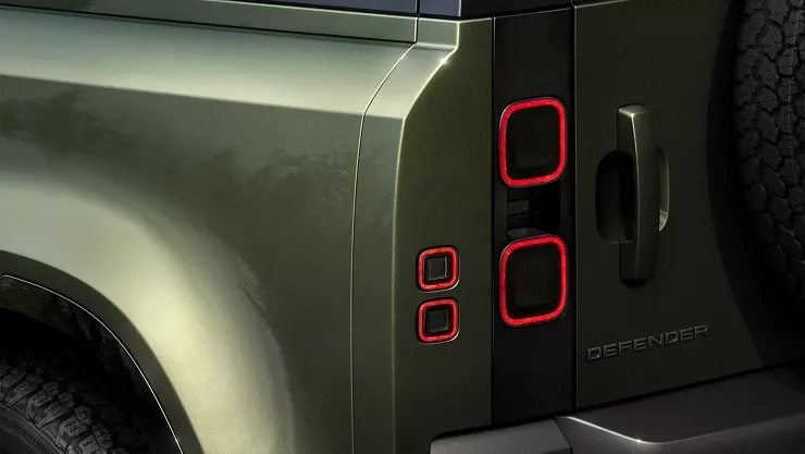 2026 Land Rover Defender Revealed With Larger Touchscreen, Off-Road Tech Upgrades