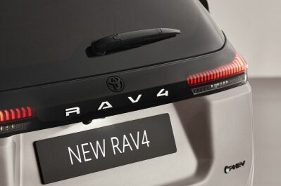 800_2026-all-newrav4-exterior-001