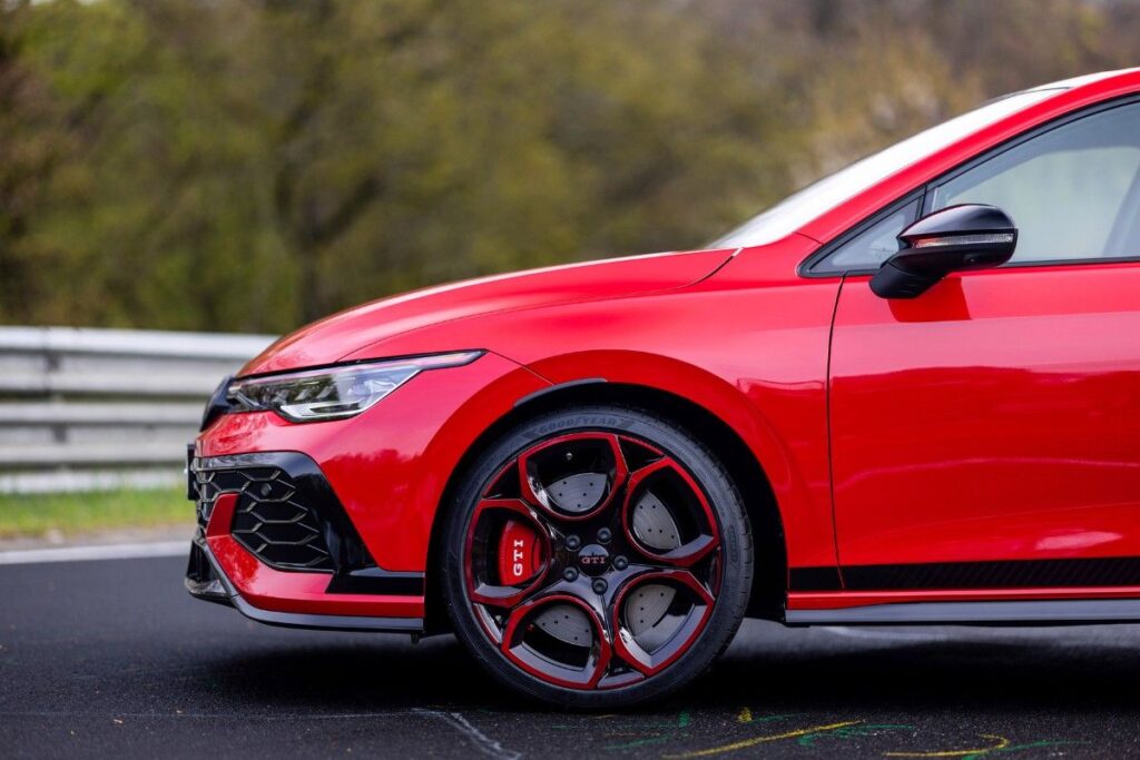 Volkswagen Golf GTI Edition 50 Revealed with 321hp: Most Powerful VW GTI Yet