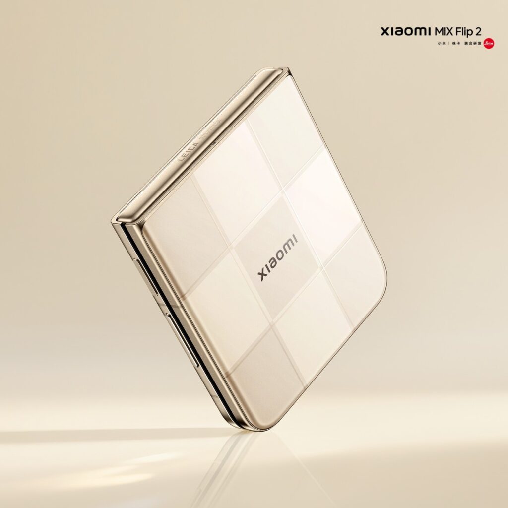 Xiaomi MIX Flip 2 Launched with 6.86″ Foldable AMOLED Display, Snapdragon 8 Elite, and Leica Cameras