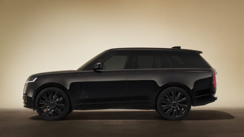 Range Rover SV Black Edition Unveiled